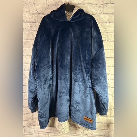 Hurley Jackets & Blazers - Hurley Navy Blue Plush Poncho Blanket Hoodie Jacket with Sherpa Lining